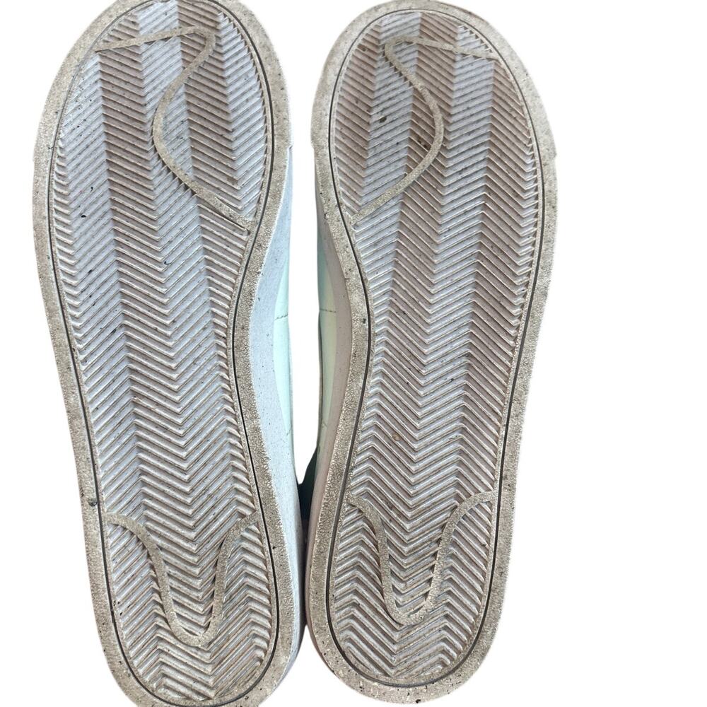 Nike Women's High-Top Sneakers in Light Mint and White - Picture 7 of 8